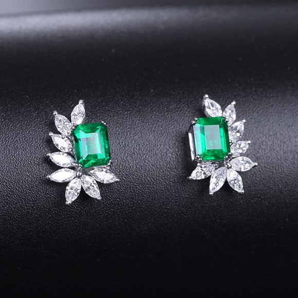 14k Gold 1.12 Ctw Vivid Green Natural Emerald & Diamond Earrings - 2