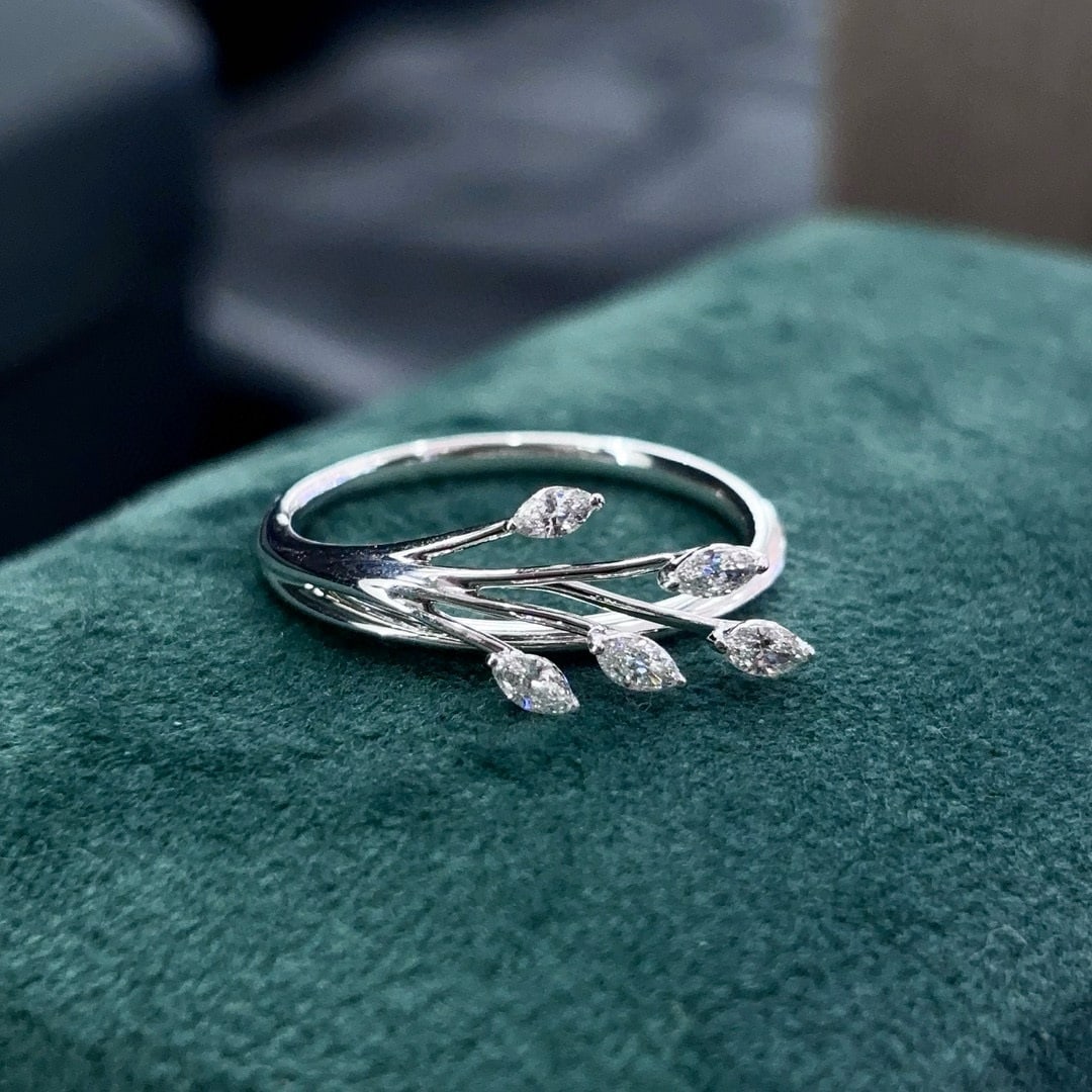 14k Gold 0.20 Ct Natural H Diamond Ring - 3