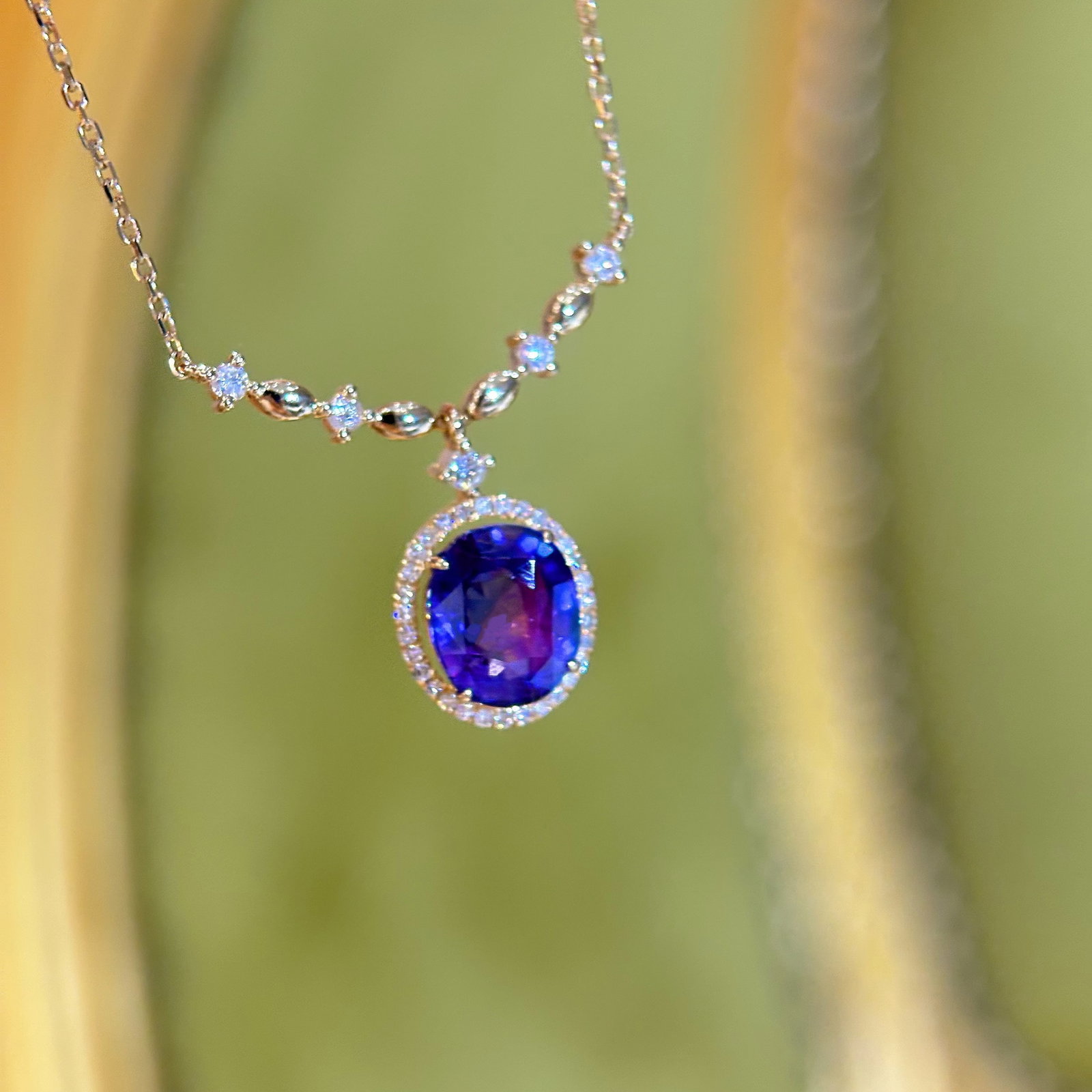 14k Gold 2.27 Ct Natural Sapphire & Diamond Necklace - 4