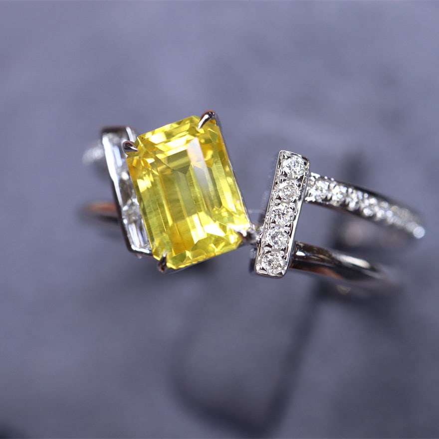 14k Gold 1.05 Ct Natural Sapphire & Diamond Ring - 3