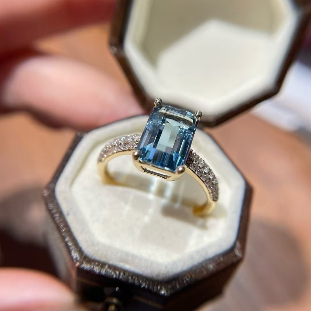 14k Gold 2.72 Ct Natural Aquamarine & Diamond Ring - 2