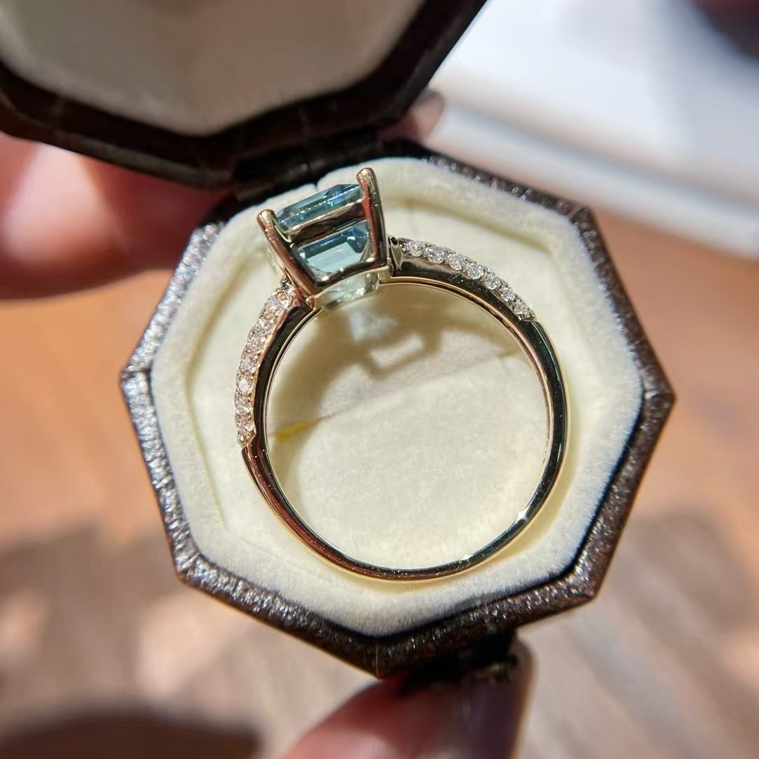 14k Gold 2.72 Ct Natural Aquamarine & Diamond Ring - 3