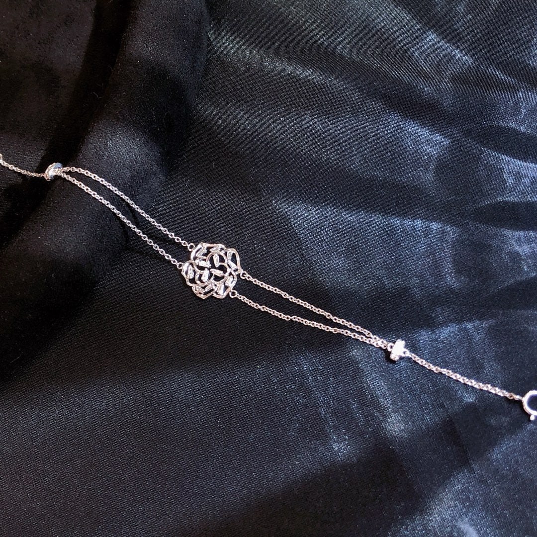 14k Gold 0.21 Ctw Natural H Diamond Bracelet: Ref:230974290 // gold content:14k gold // main gemstone:diamond // shape:baguette // carat weight:0. 16ct // clarity grade:vs-si // color:h // treatment:natural // // adjacent gemstone 2 : diamond //