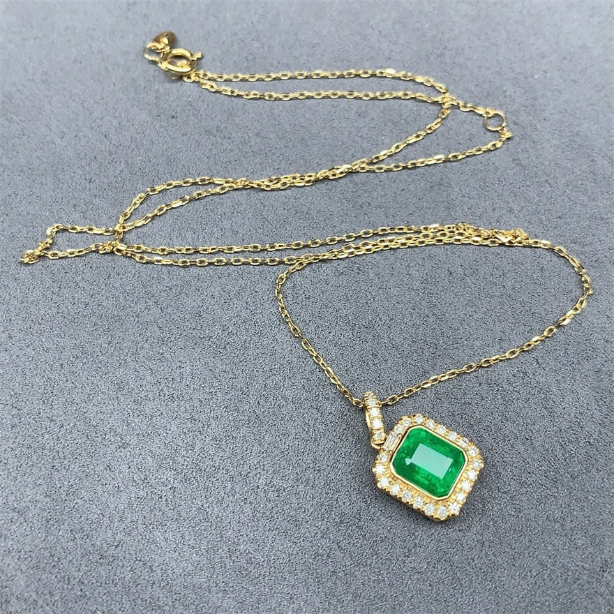 14k Gold 1.38 Ctw Vivid Green Natural Emerald & Diamond Pendant( Without Chain ) - 5