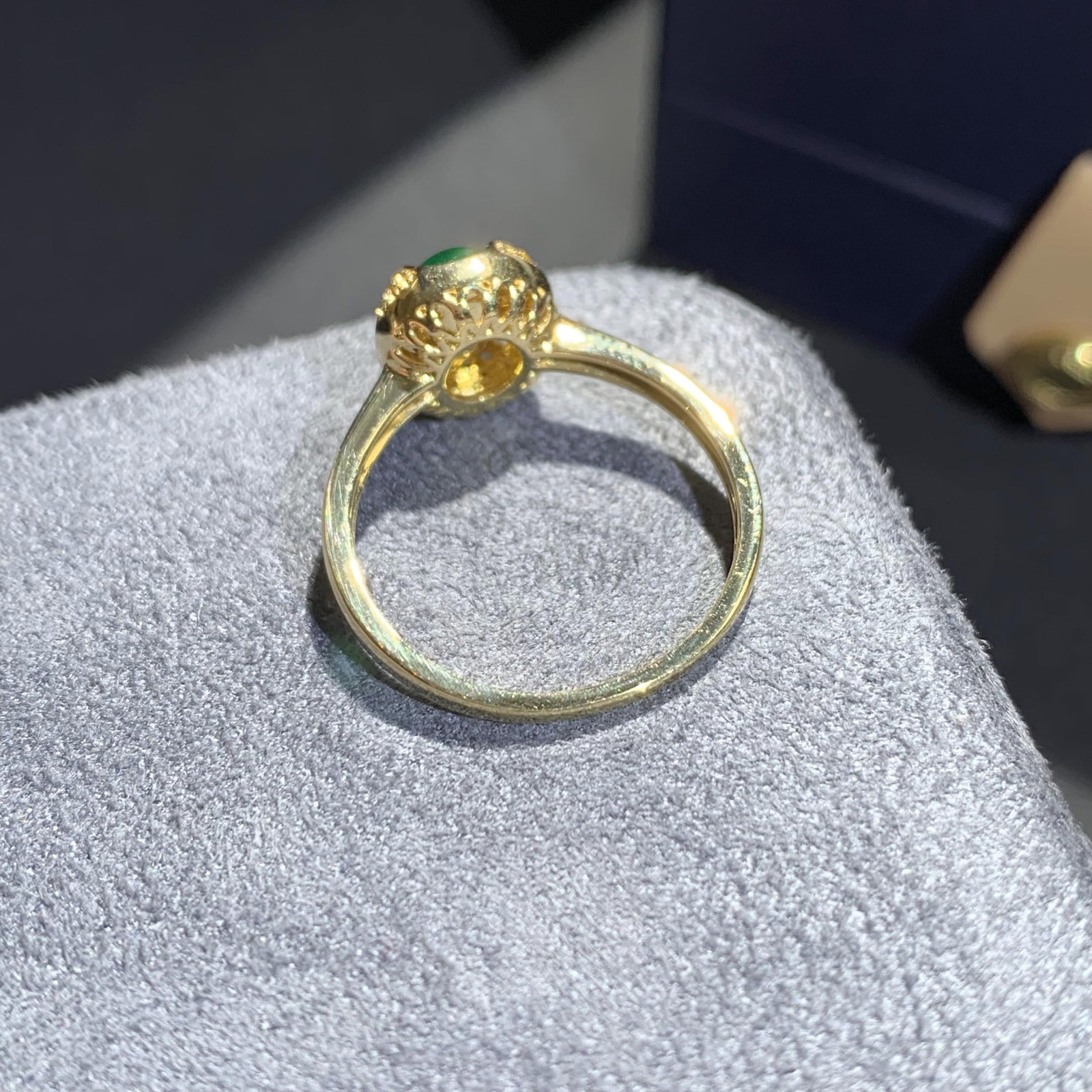 14k Gold 1.51 Ctw Vivid Green Natural Emerald & Diamond Ring - 4