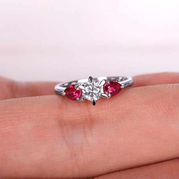 14k Gold 0.88 Ctw Natural Ruby & Diamond Ring - 5