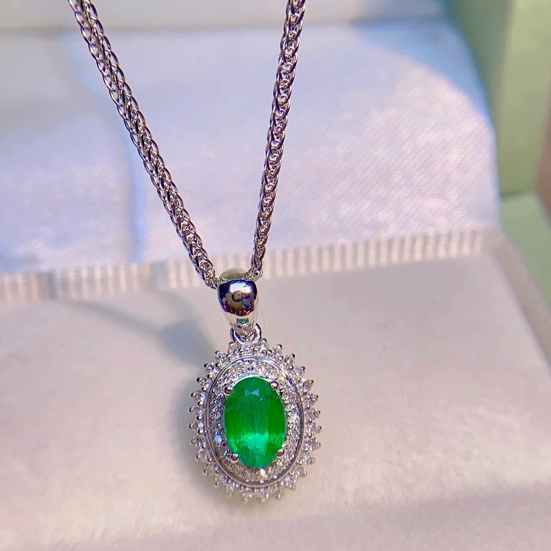 14k Gold 0.55 Ct Vivid Green Natural Emerald & Diamond Pendant( Without Chain ) - 3