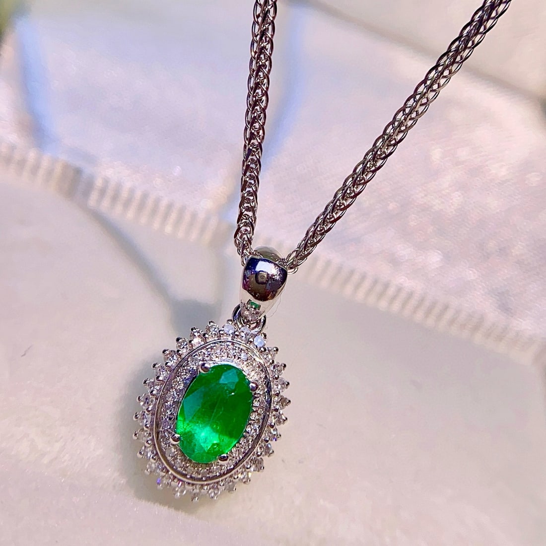 14k Gold 0.55 Ct Vivid Green Natural Emerald & Diamond Pendant( Without Chain ) - 5