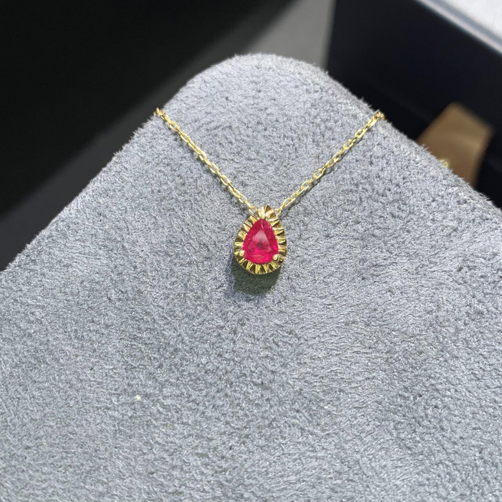 14k Gold 0.38 Ct Natural Ruby Necklace - 4