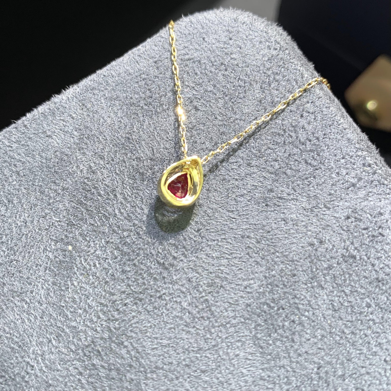 14k Gold 0.38 Ct Natural Ruby Necklace - 5