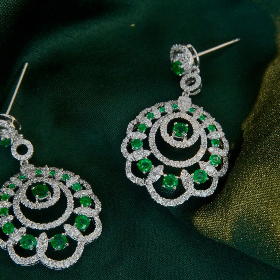 14k Gold 2.61 Ctw Vivid Green Natural Emerald & Diamond Earrings - 2