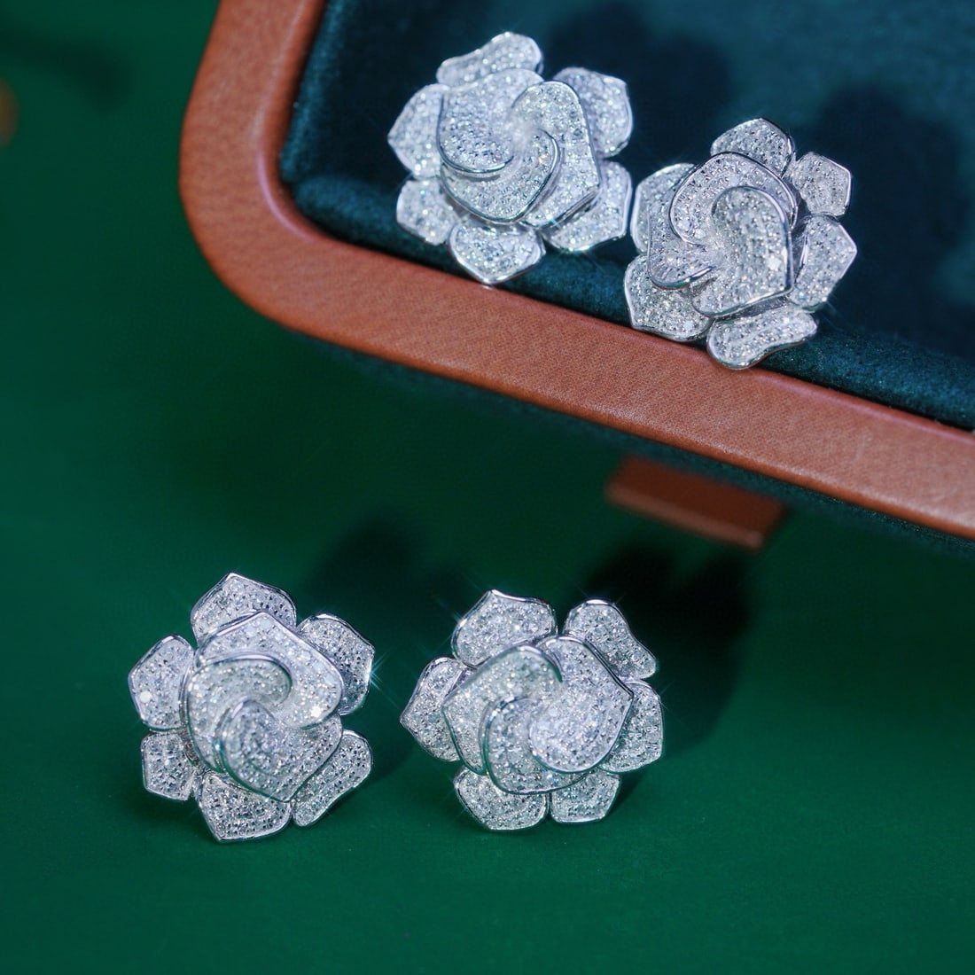 14k Gold 0.7 Ct Natural H Diamond & Flowers Earrings - 6
