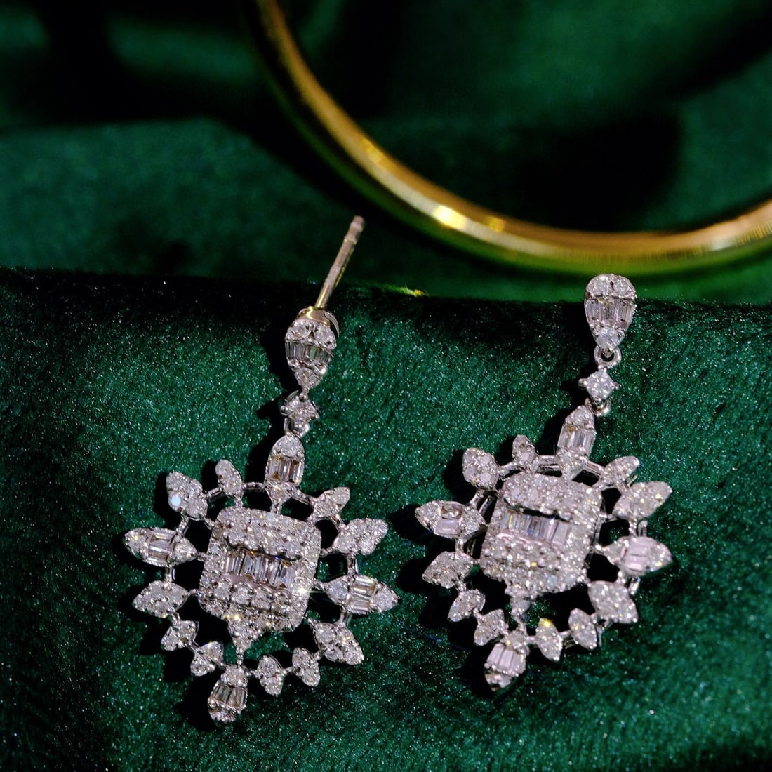 14k Gold 0.86 Ct Natural H Diamond Earrings - 2