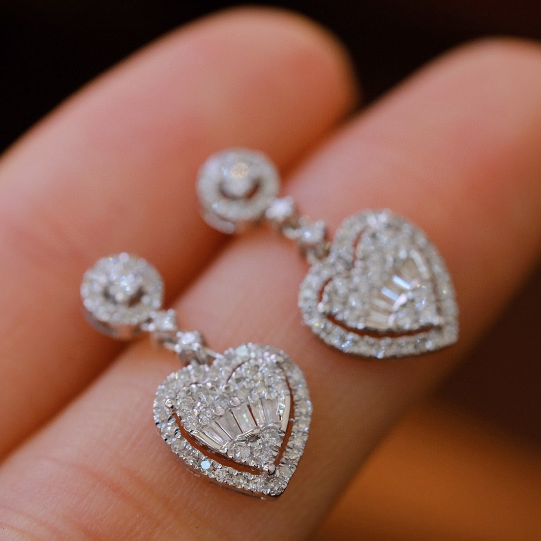 14k Gold 0.6 Ct Natural H Diamond Earrings - 4