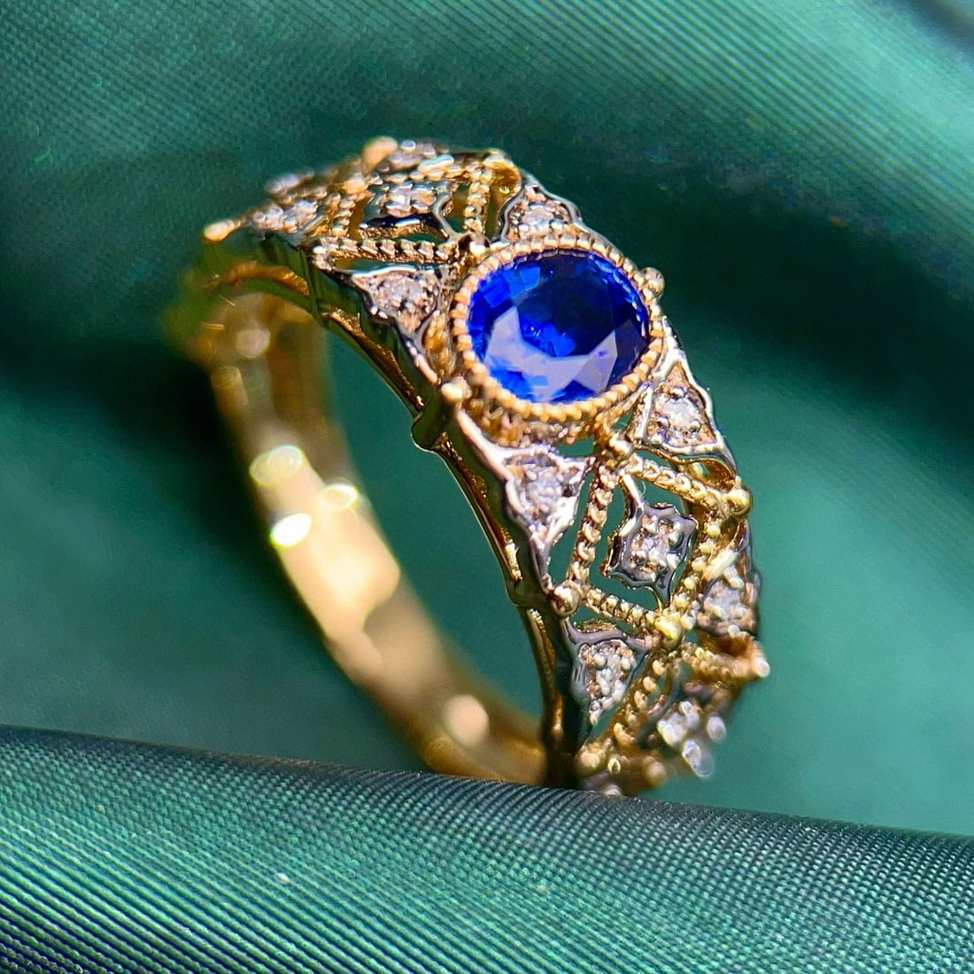 14k Gold 0.89 Ctw Natural Sapphire & Diamond Ring - 2