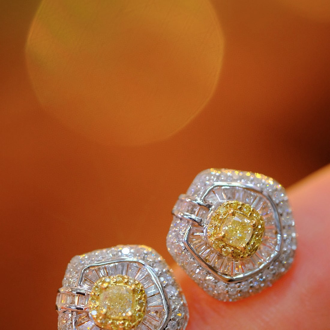 14k Gold 1 Ct Natural Color Diamond Earrings - 3