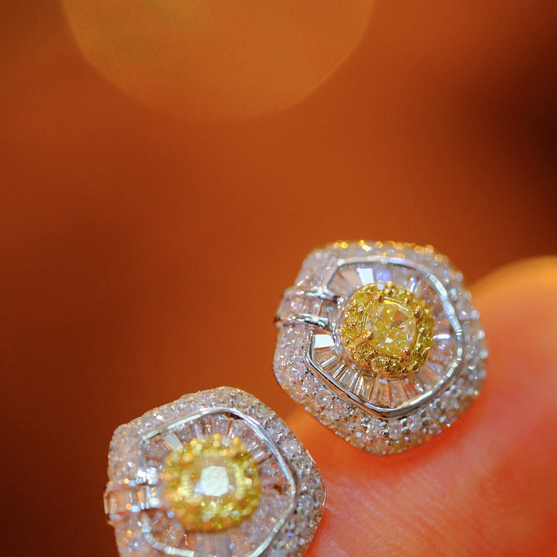 14k Gold 1 Ct Natural Color Diamond Earrings - 4