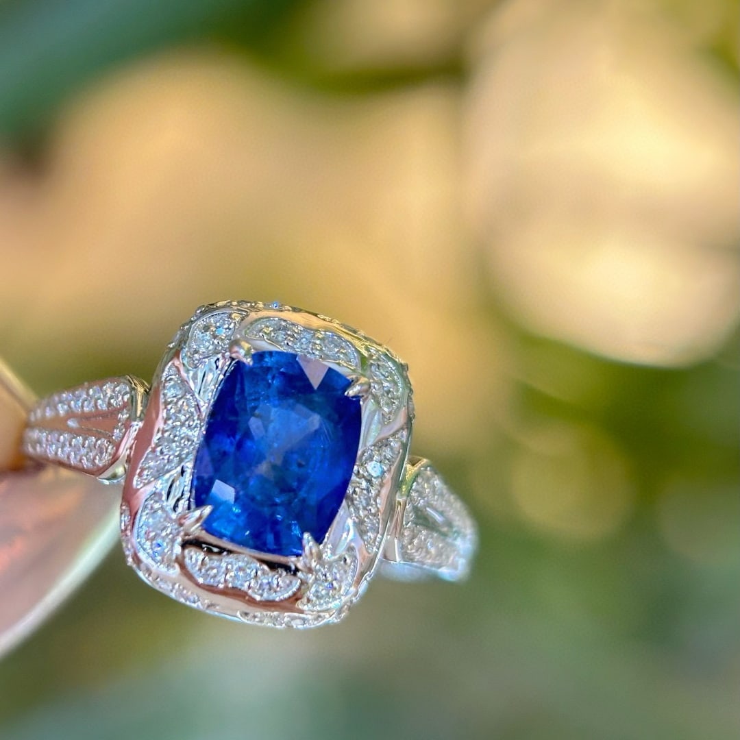14k Gold 1.86 Ct Natural Sapphire & Diamond Ring: Ref:230975186 // gold content:14k gold // ring size:7. 25us // // main gemstone:sapphire // shape:cushion // carat weight:1. 86ct // color:blue // treatment:natural // // adjacent gemstone 2 :