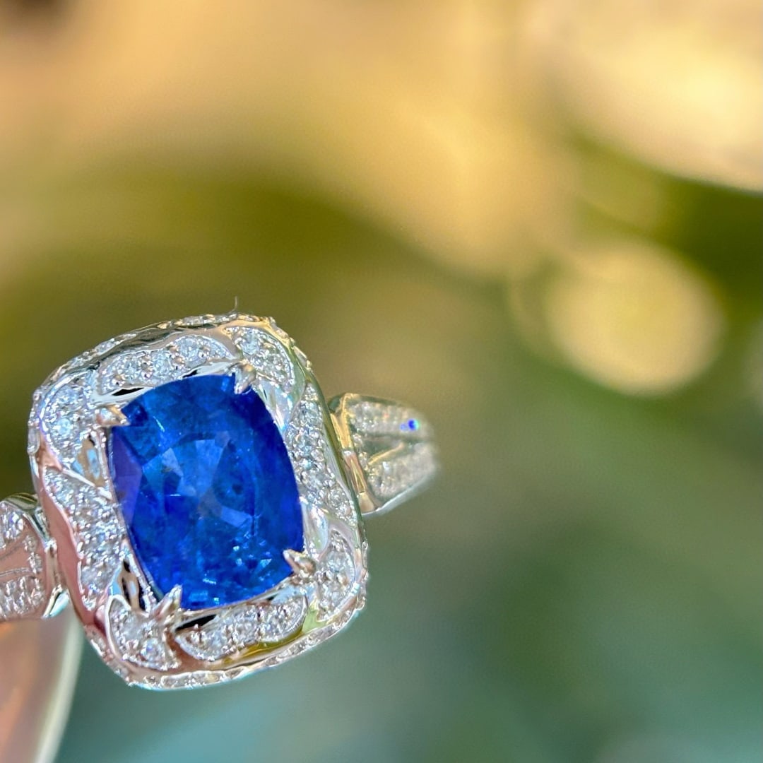 14k Gold 1.86 Ct Natural Sapphire & Diamond Ring - 5