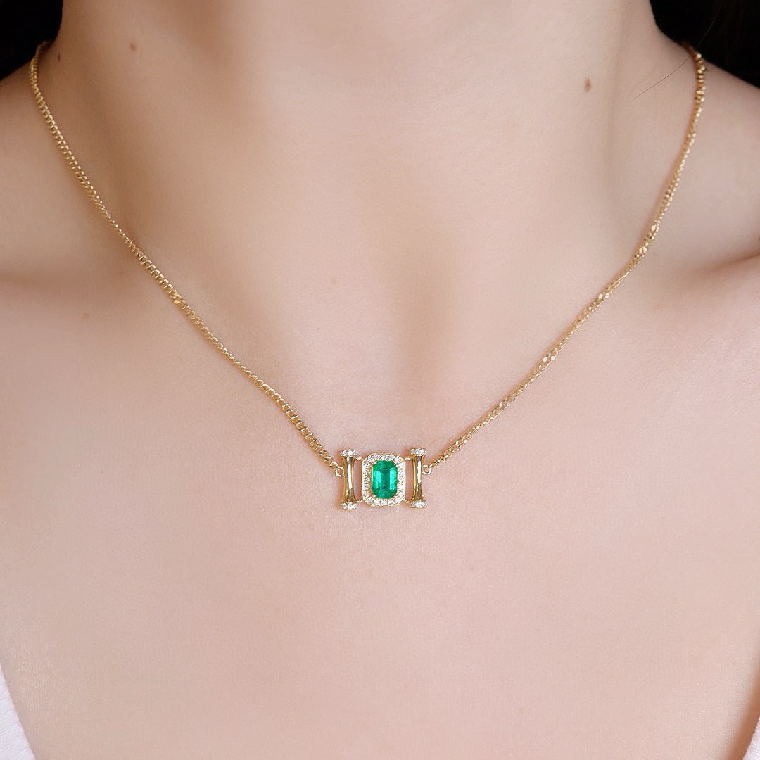 14k Gold 0.65 Ct Vivid Green Natural Emerald & Diamond Necklace - 5