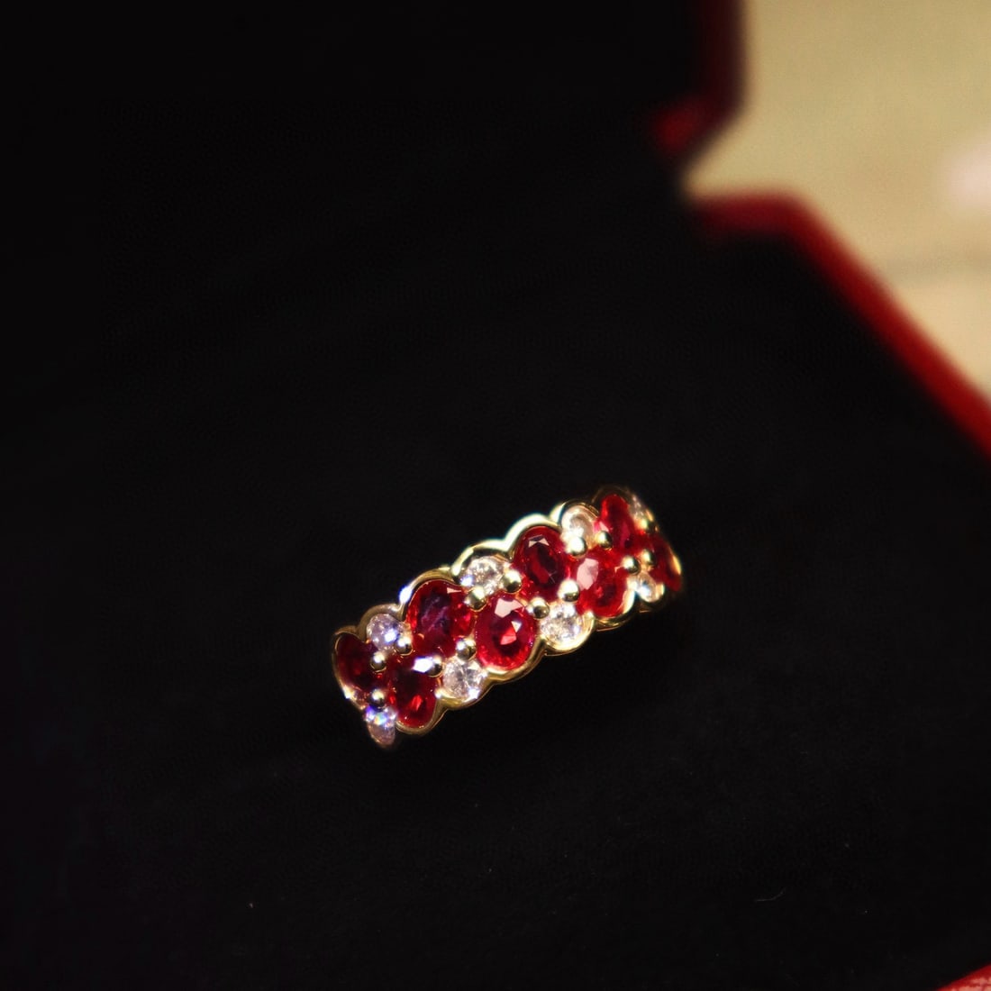 14k Gold 2.27 Ctw Natural Ruby & Diamond Ring: Ref:230975214 // gold content:14k gold // ring size:7. 25us // // main gemstone:ruby // shape:oval // carat weight:1. 88ct // color:pigeonblood red // treatment:natural // // adjacent gemstone 2 : dia