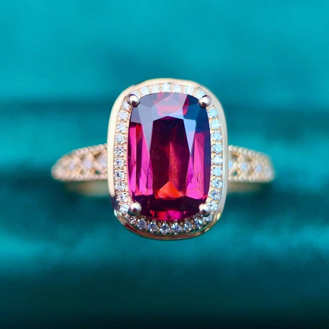 14k Gold 2.18 Ctw Natural Tourmaline & Diamond Ring: Ref:230975213 // gold content:14k gold // ring size:7. 25us // // main gemstone:tourmaline // shape:cushion // carat weight:2. 05ct // color:red // treatment:natural // // adjacent gemstone 2 : diamon