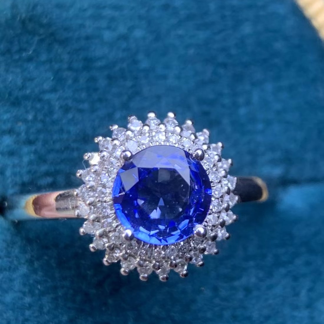 14k Gold 1.10 Ct Natural Sapphire & Diamond Ring - 2