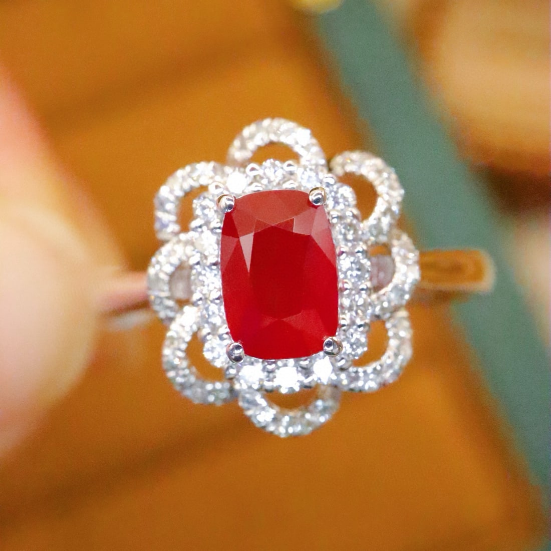 14k Gold 1.28 Ctw Natural Ruby & Diamond Ring: Ref:230976034 // gold content:14k gold // ring size:7. 25us // // main gemstone:ruby // shape:cushion // carat weight:1. 0ct // color:pigeonblood red // treatment:natural // // adjacent gemstone 2 :