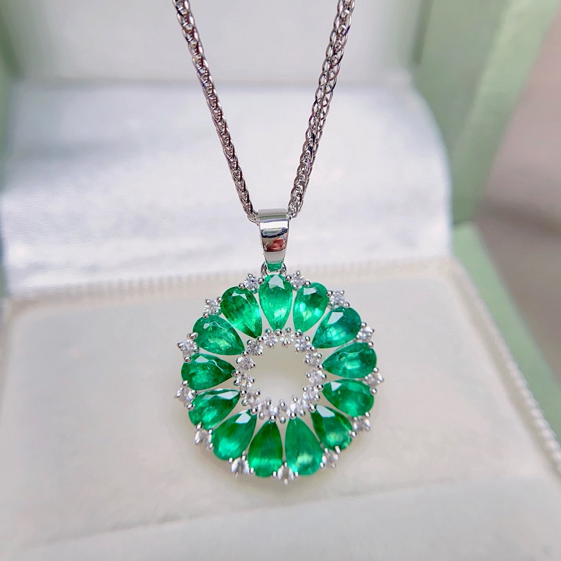 14k Gold 3.00 Ct Natural Emerald & Sapphire Pendant( Without Chain ) - 2