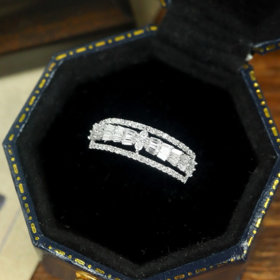 14k Gold 0.65 Ct Natural H Diamond Ring - 2