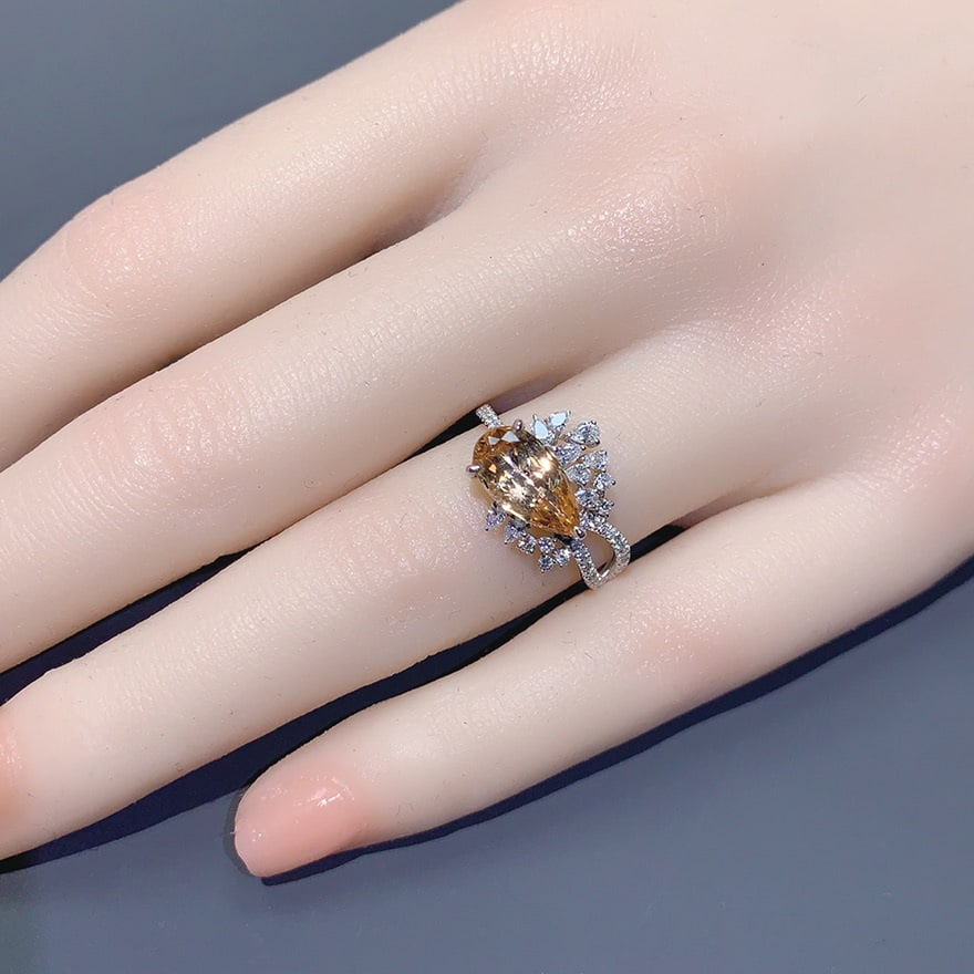 14k Gold 2.52 Ctw Natural Topaz & Diamond Ring - 5