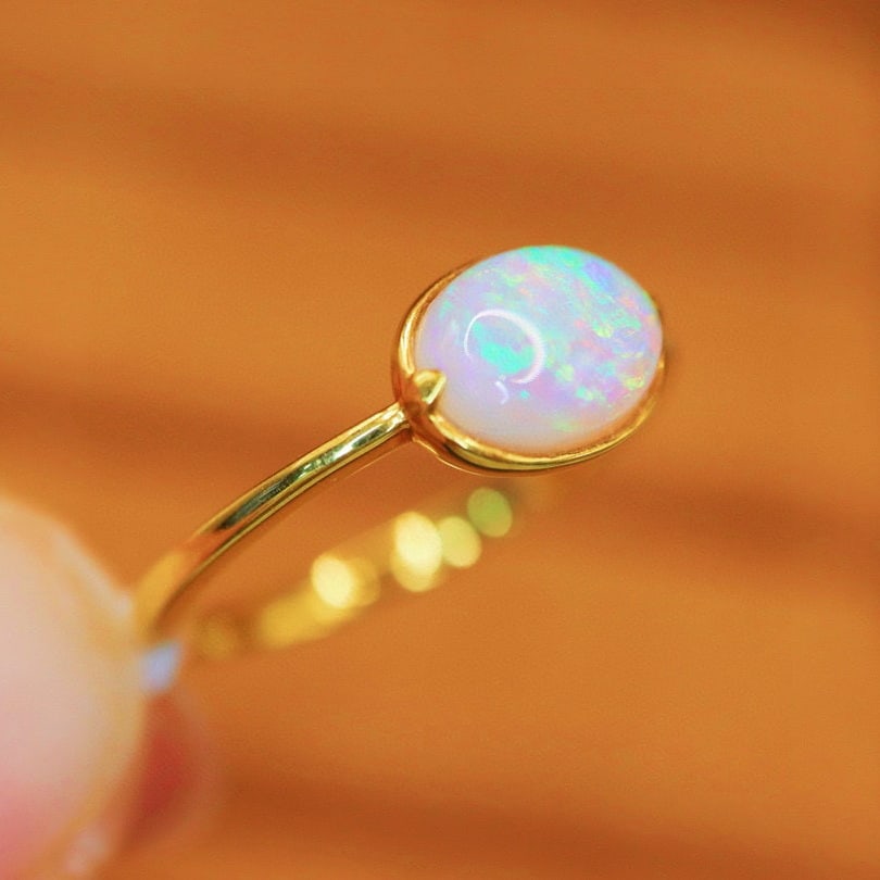 14k Gold 0.70 Ct Natural Opal Ring - 2