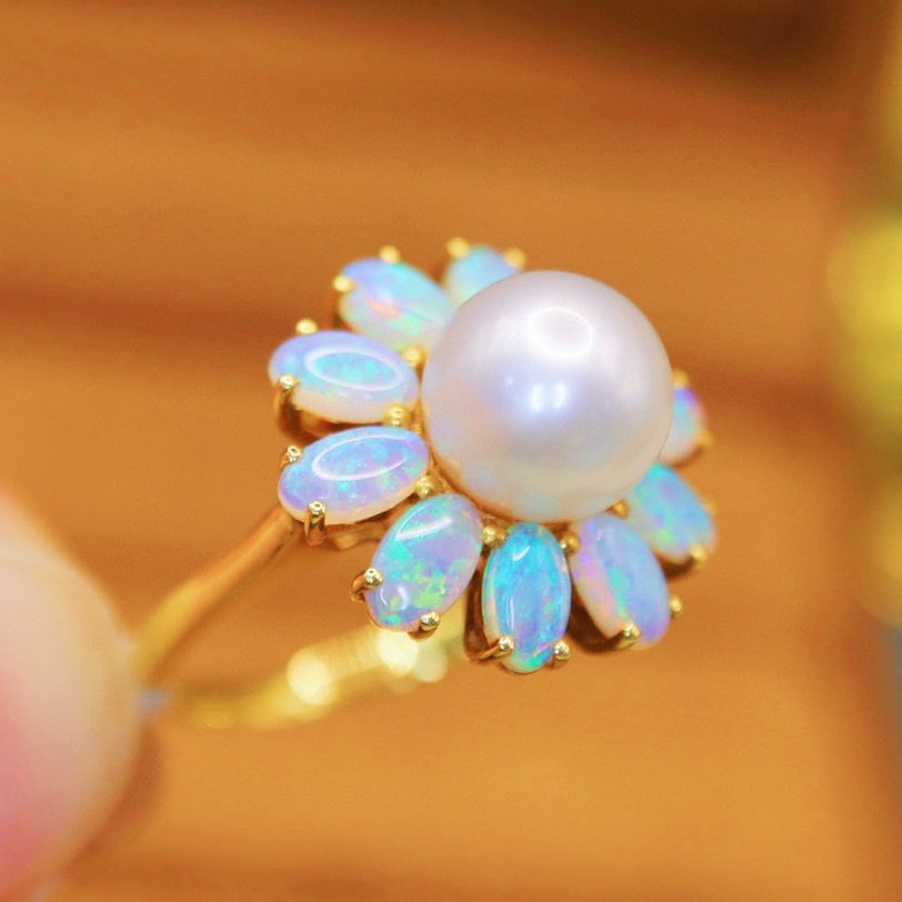 14k Gold 1.62 Ct Natural Opal & Pearl Ring - 2