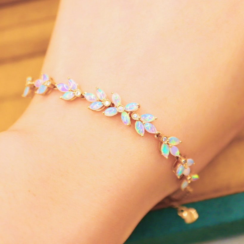 14k Gold 2.30 Ctw Natural Opal & Diamond Bracelet - 6
