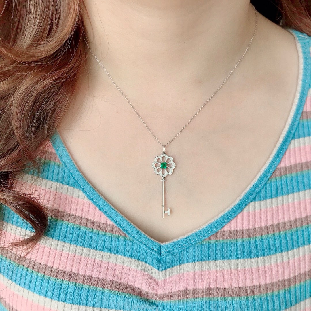 14k Gold 0.43 Ctw Natural Emerald & Diamond Necklace - 3
