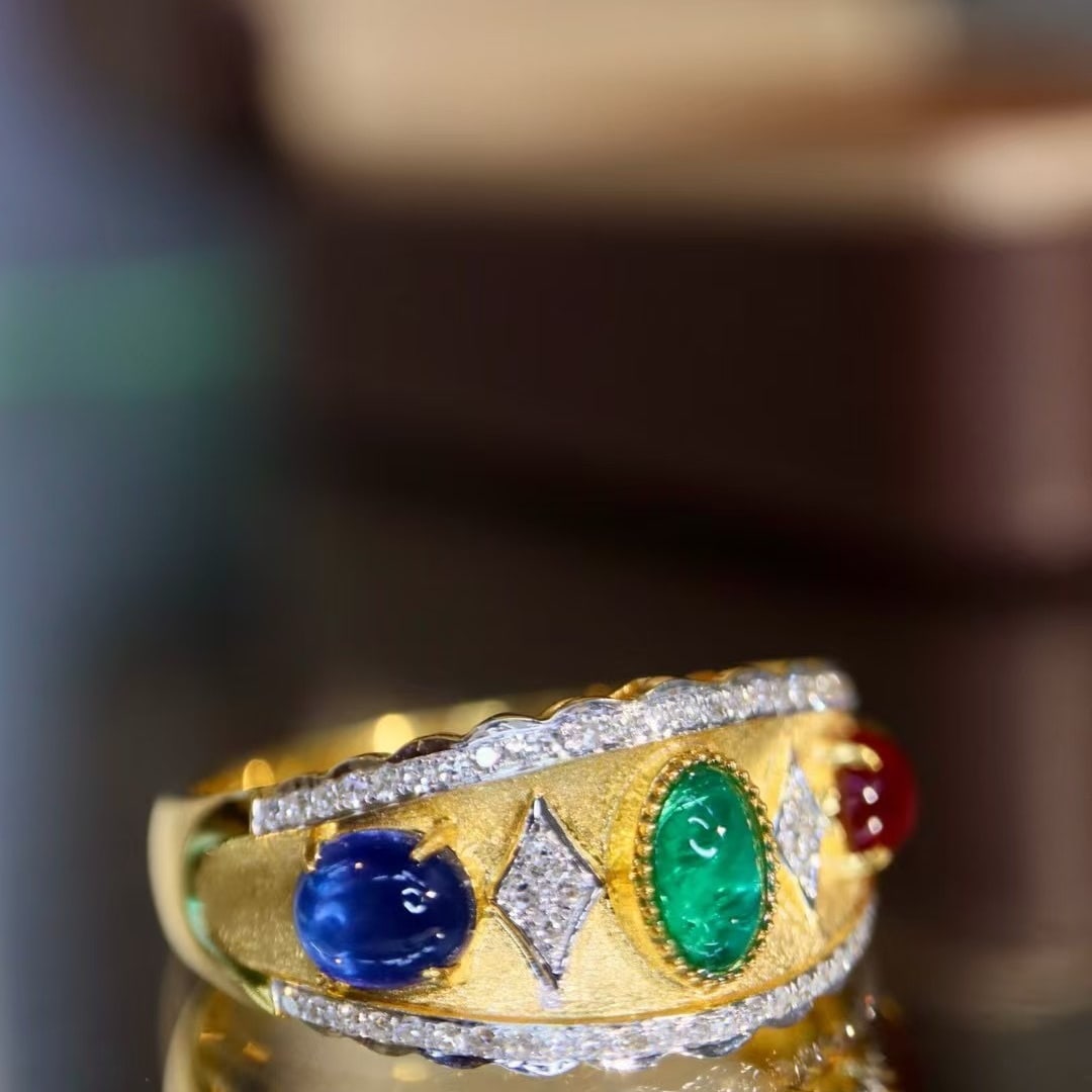 14k Gold 1.5 Ctw Natural Emerald & Ruby & Sapphire & Diamond Ring - 2