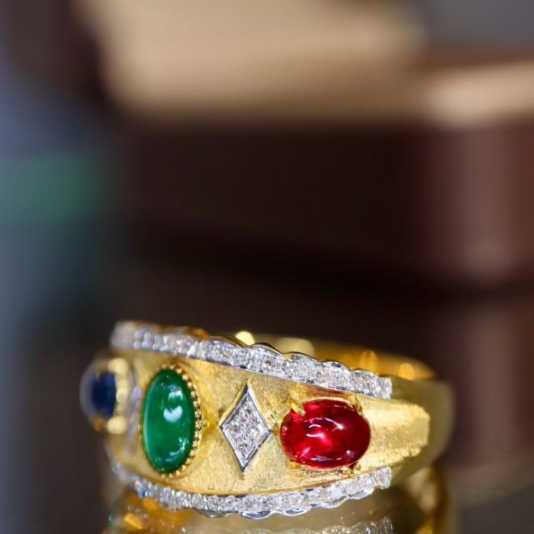 14k Gold 1.5 Ctw Natural Emerald & Ruby & Sapphire & Diamond Ring - 3