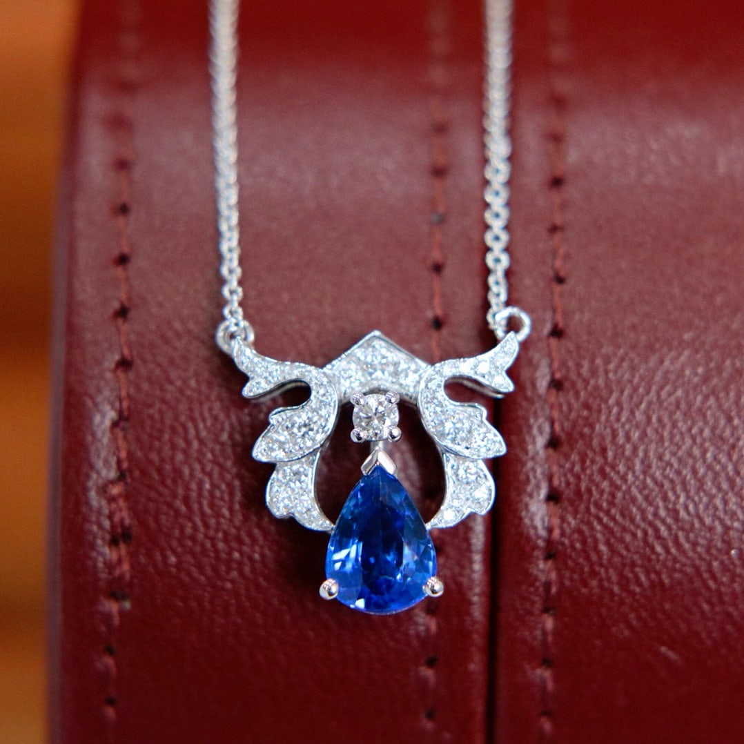 14k Gold 1.33 Ctw Natural Sapphire & Diamond Necklace: Ref:230976147 // gold content:14k gold // main gemstone:sapphire // shape:pear // carat weight:1. 14ct // color:cornflower blue // treatment:natural // // adjacent gemstone 2 : diamond // shape:round