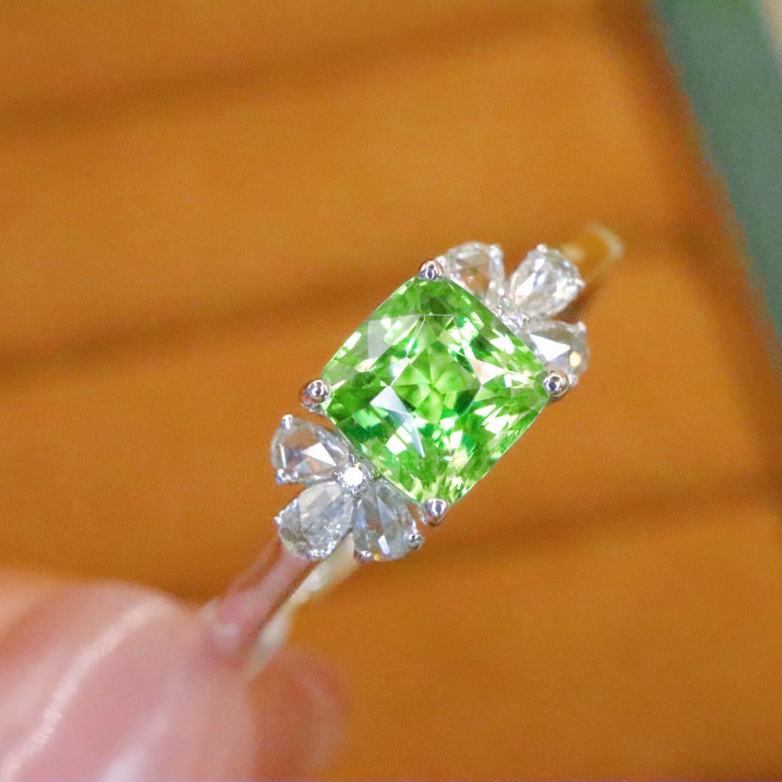 14k Gold 1.19 Ctw Natural Tsavorite & Diamond Ring - 2
