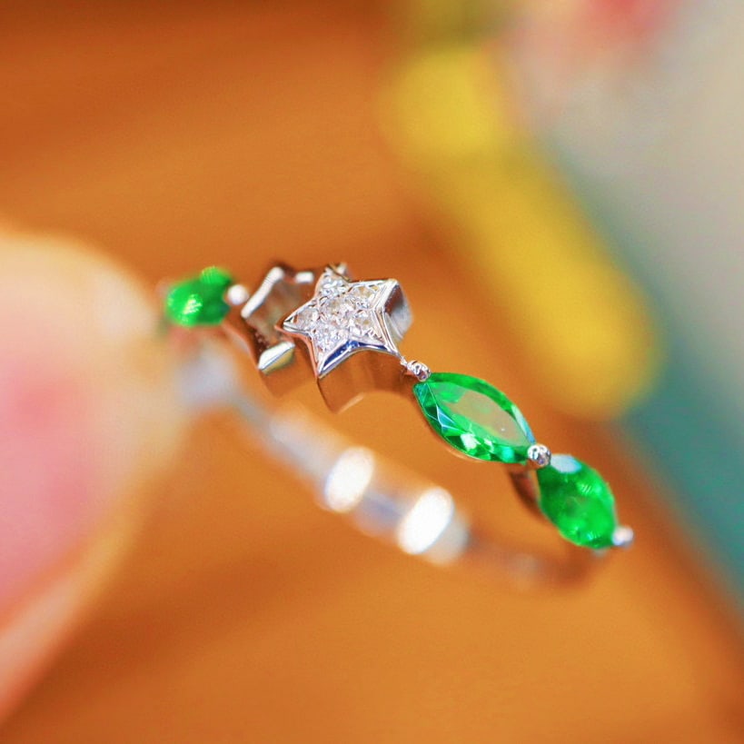 14k Gold 0.56 Ctw Vivid Green Natural Tsavorite & Diamond Ring - 2