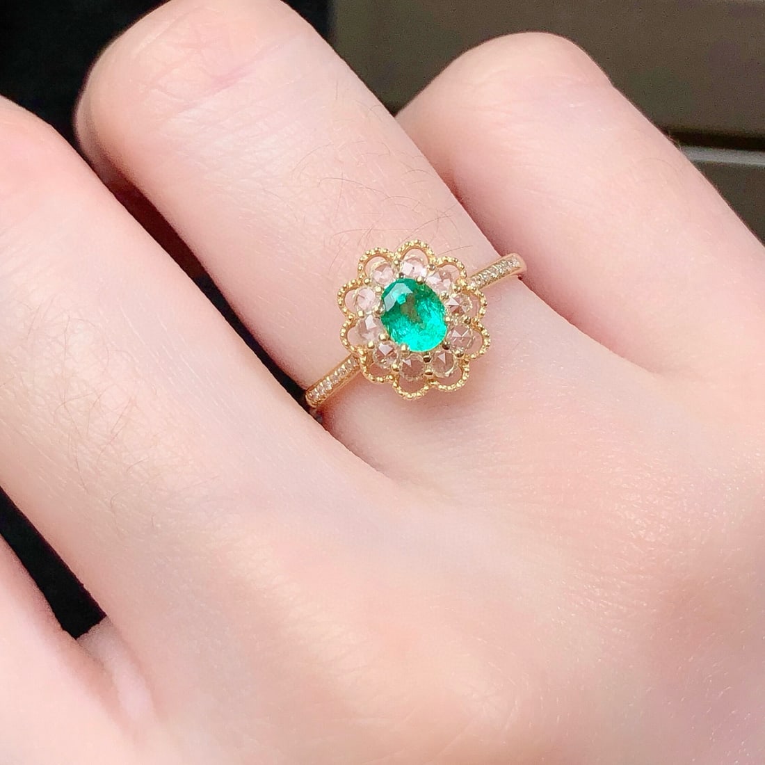 14k Gold 0.35 Ctw Natural Emerald & Diamond Ring - 7