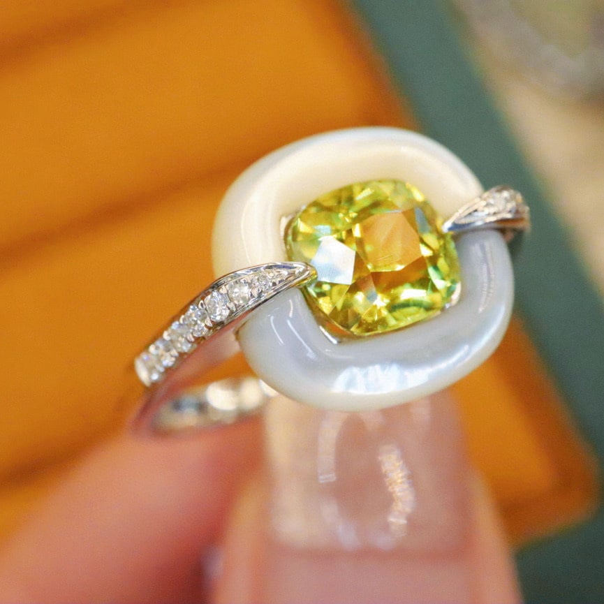 14k Gold 1.88 Ctw Natural Chrysoberyl & Diamond Ring - 3