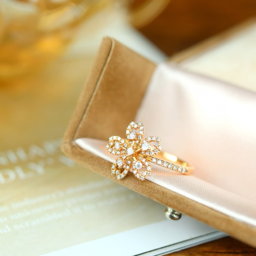 14k Gold 0.48 Ct Natural H Diamond & Flowers Ring - 3