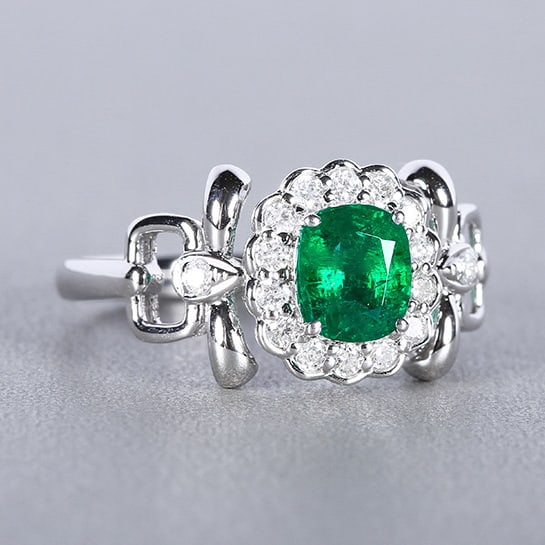 14k Gold 1.02 Ctw Vivid Green Natural Emerald & Diamond Ring - 2