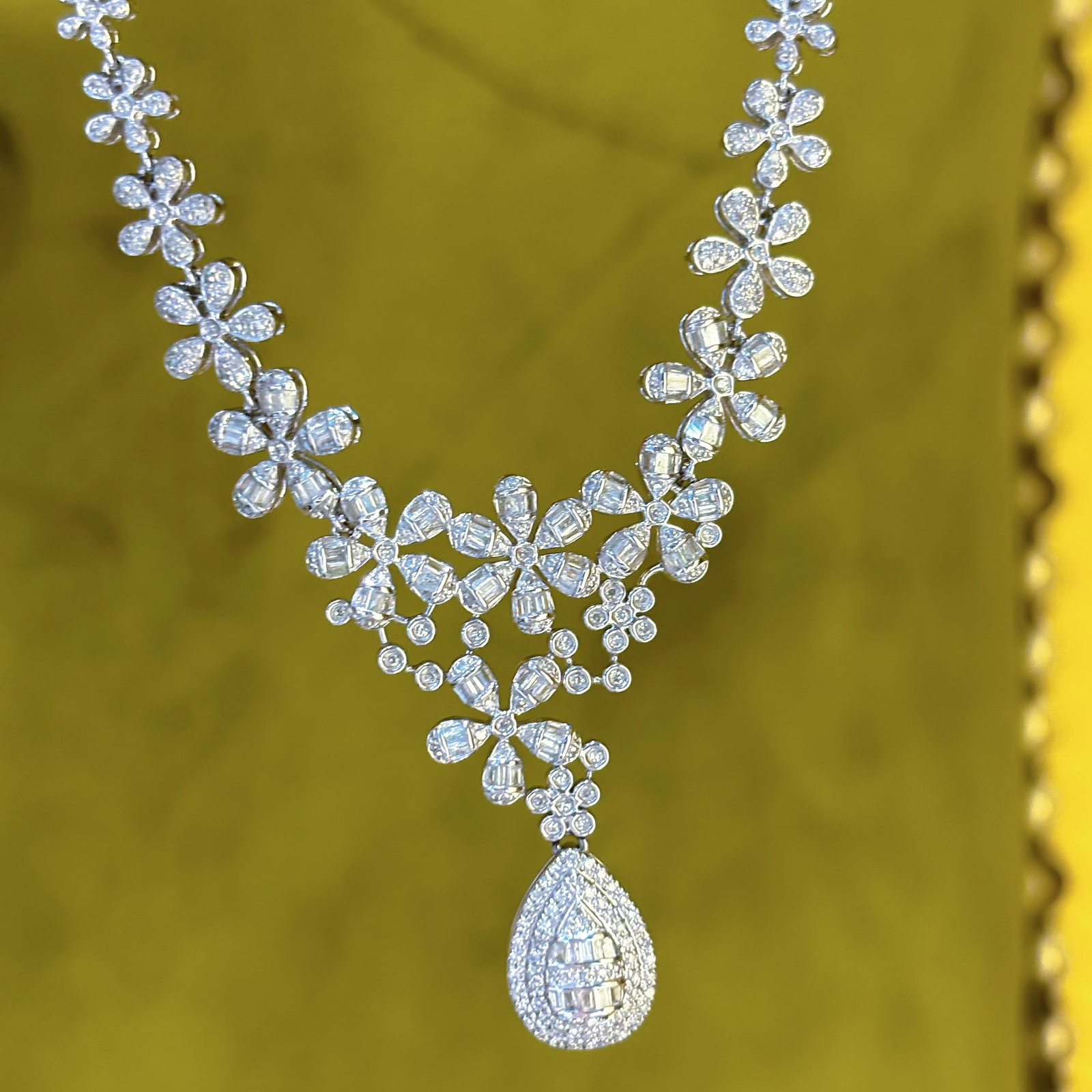 14k Gold 1.5 Ct Natural H Diamond Necklace - 2