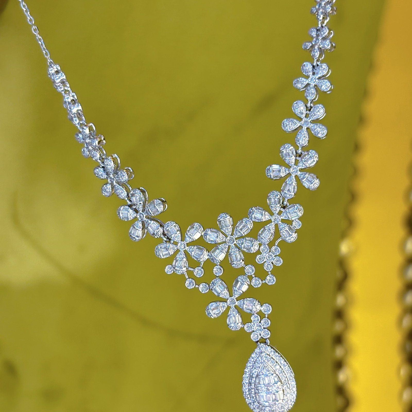 14k Gold 1.5 Ct Natural H Diamond Necklace - 4