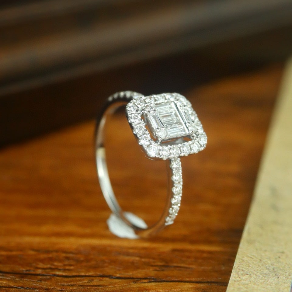 14k Gold 0.70 Ct Natural H Diamond Ring - 4