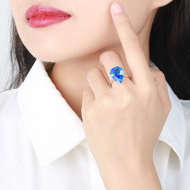 14k Gold 10.62 Ctw Natural Topaz & Diamond Ring - 6