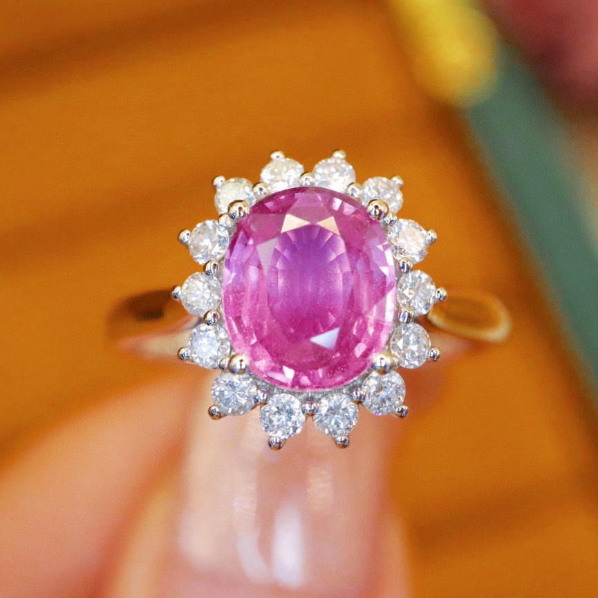 14k Gold 2.27 Ctw Natural Padparadscha Sapphire & Diamond Ring: Ref:230976305 // gold content:14k gold // ring size:7. 25us // // main gemstone:padparadscha sapphire // shape:oval // carat weight:1. 85ct // color:orangish pink // treatment:natural // // adjacent