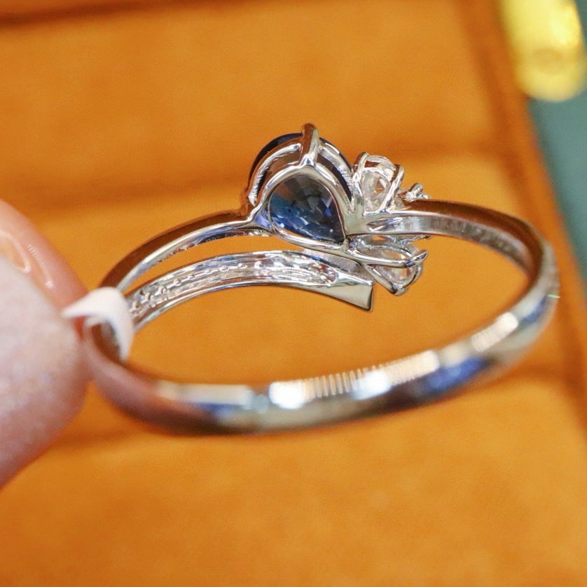 14k Gold 1.30 Ctw Natural Sapphire & Diamond Ring - 4